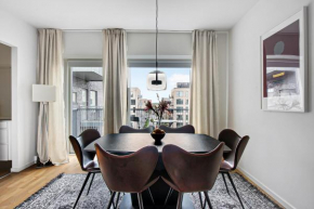 Modern Two-bedroom Apartment close to the metro station and Royal Arena
